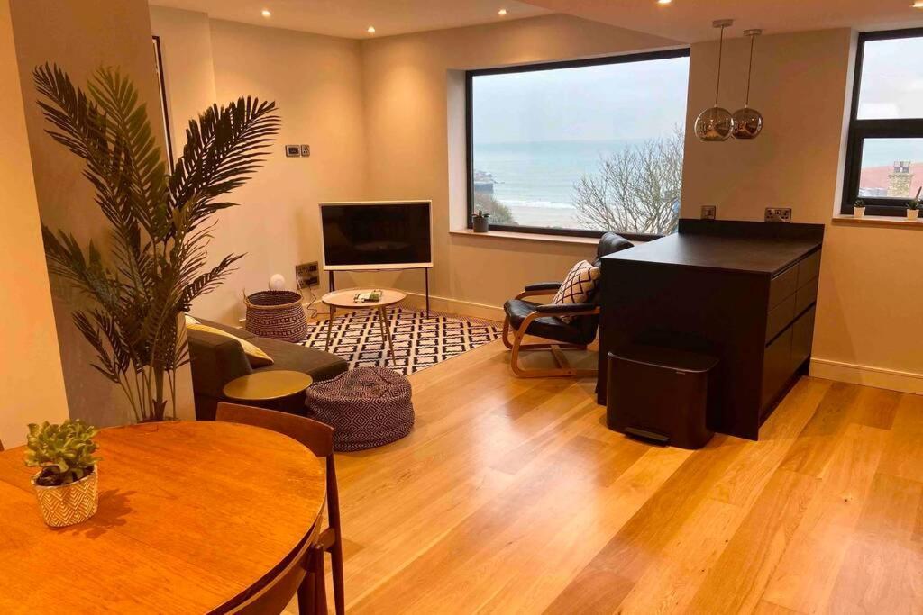 Beachside Apartment In The Centre Of Town 뉴키 외부 사진