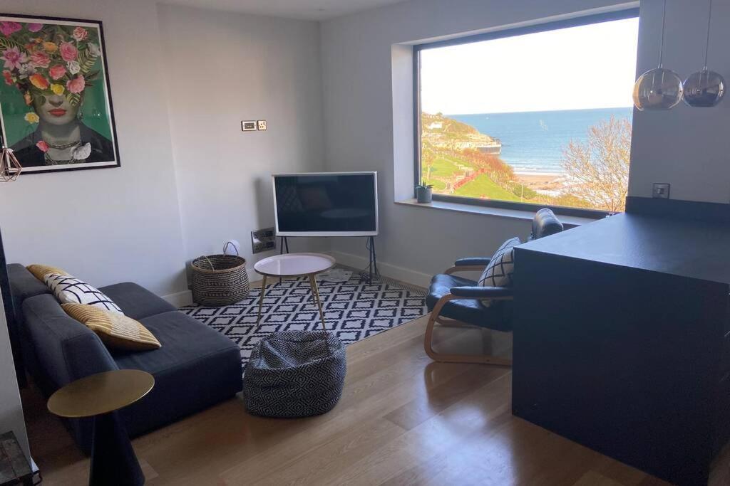 Beachside Apartment In The Centre Of Town 뉴키 외부 사진