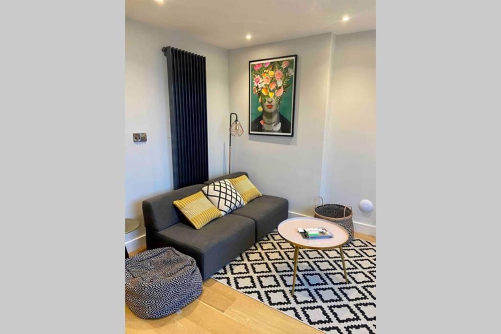 Beachside Apartment In The Centre Of Town 뉴키 외부 사진